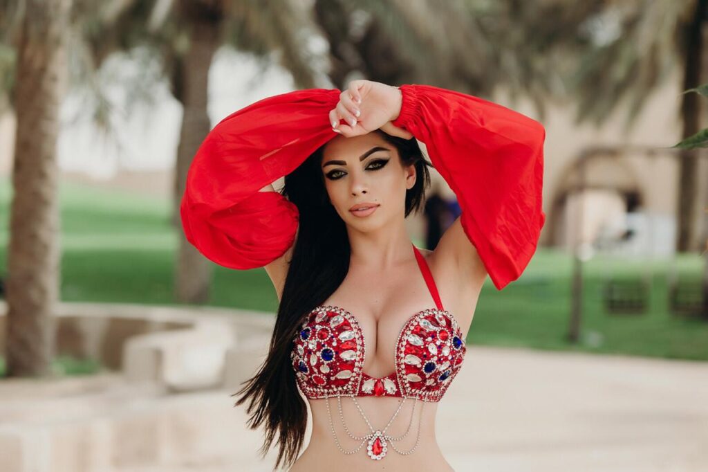 Russian Belly dancer photo2