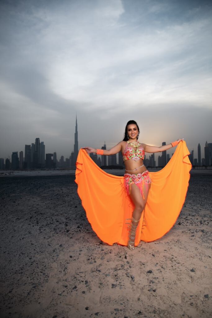 JS - Brazilian Belly Dancer (4)